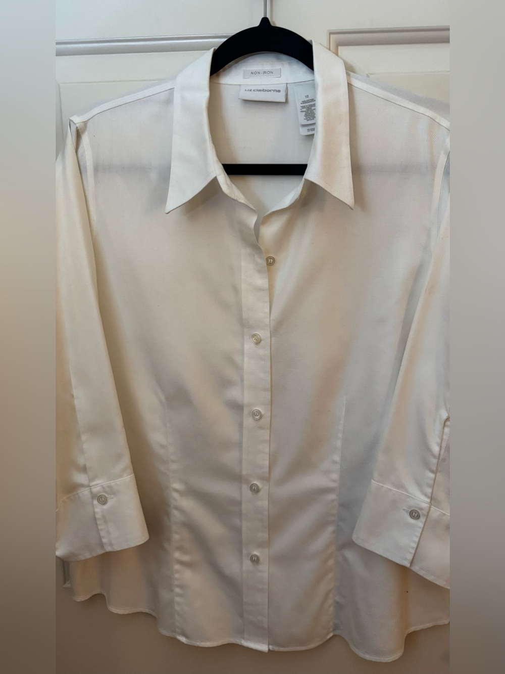 Liz Claiborne Shirt 100% Cotton “Non Iron”White Shirt 3/4 Sleeves Size - 12 - Picture 4 of 13